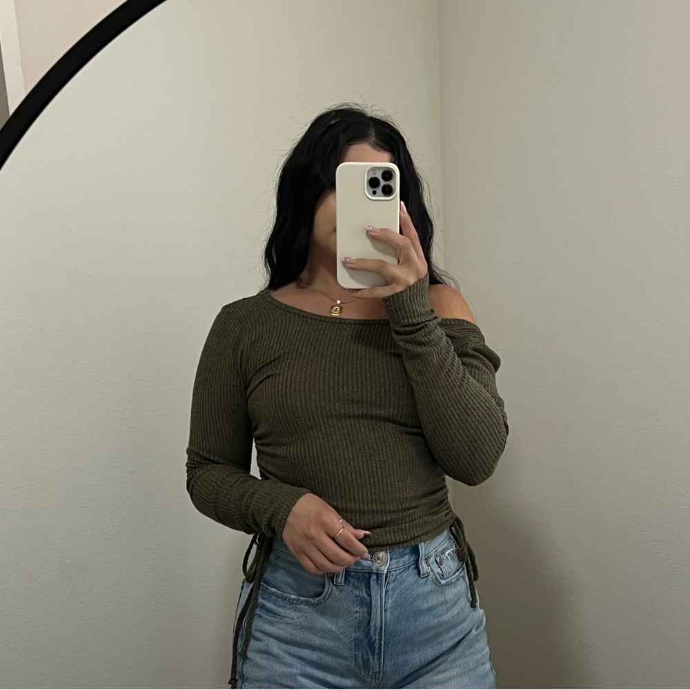 Simple green top